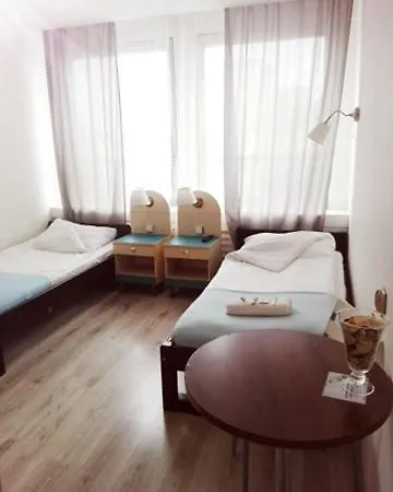 Hostel Puzzle Alfa *