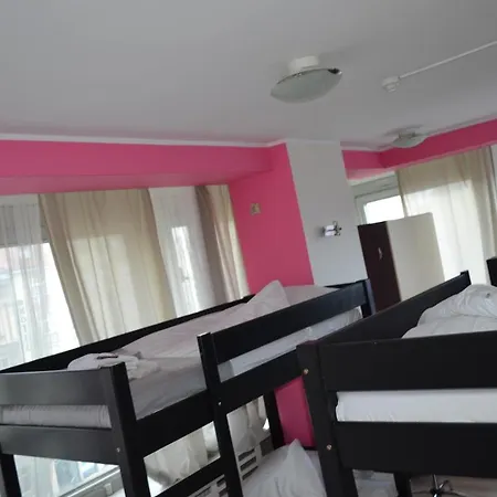 Puzzle Alfa Hostel *